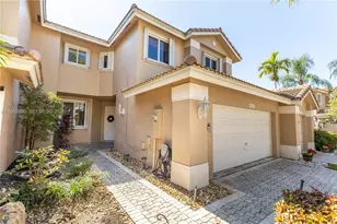 15832 SW 10th St, Pembroke Pines, FL 33027 - Photo 1