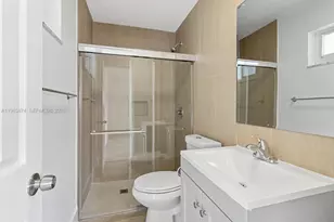 2131 SW 98th Pl, Miami, FL 33165 - Photo 12