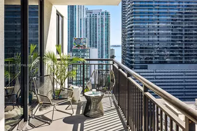 999 SW 1st Ave #2303, Miami, FL 33130 - Photo 6