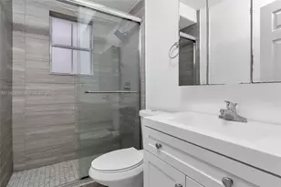 11270 NW 48th Terrace, Doral, FL 33178 - Photo 24