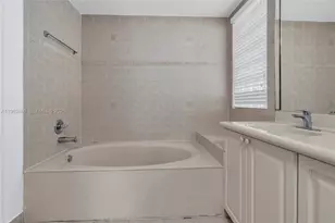 11270 NW 48th Terrace, Doral, FL 33178 - Photo 30