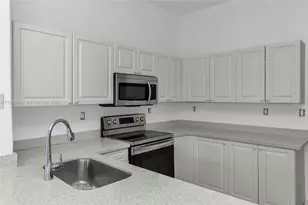 11270 NW 48th Terrace, Doral, FL 33178 - Photo 14