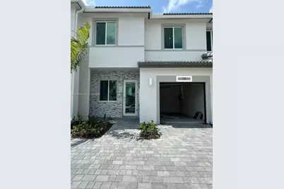 738 SE 13 Ct #., Homestead, FL 33034 - Photo 1