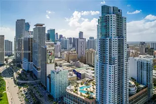 253 NE 2nd St, Miami, FL 33132 - Photo 24