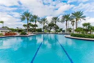 21205 Yacht Club Dr, Aventura, FL 33180 - Photo 32