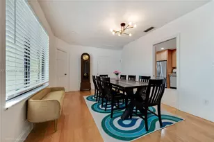 8425 SW 174th St, Palmetto Bay, FL 33157 - Photo 14