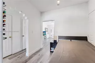 1227 Euclid Ave, Miami Beach, FL 33139 - Photo 6