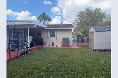 7825 SW 127th Ct, Miami, FL 33183 - Photo 10