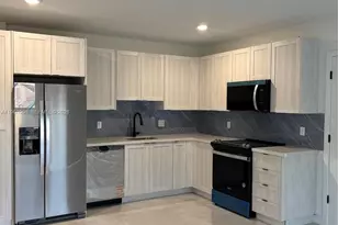 14585 SW 262nd St, Homestead, FL 33032 - Photo 10