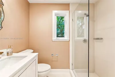5711 N Bay Rd, Miami Beach, FL 33140 - Photo 6