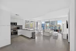 68 SE 6th St, Miami, FL 33131 - Photo 2