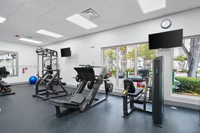 17011 N Bay Rd #101, Sunny Isles Beach, FL 33160 - Photo 32