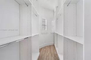 1757 NE 9th St, Fort Lauderdale, FL 33304 - Photo 14