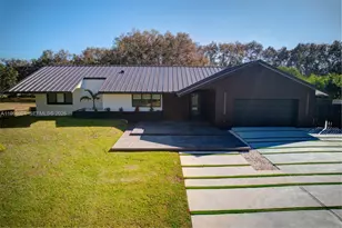 5020 Hawkhurst Ave, Southwest Ranches, FL 33331 - Photo 2