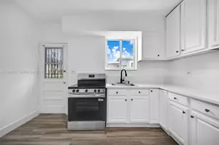 1391 NW 102nd St, Miami, FL 33147 - Photo 2