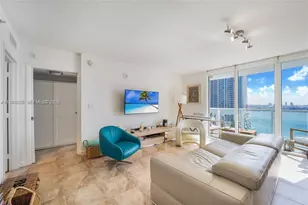 31 SE 5th St, Miami, FL 33131 - Photo 4