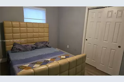 2530 NW 17th St, Fort Lauderdale, FL 33311 - Photo 1