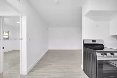 1393 NW 102nd St #1393, Miami, FL 33147 - Photo 28