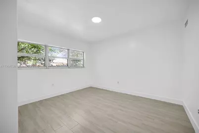 1393 NW 102nd St #1393, Miami, FL 33147 - Photo 18