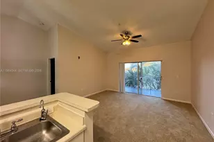 6936 SW 39th St, Davie, FL 33314 - Photo 4