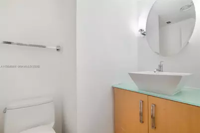 10185 Collins Ave #1214, Bal Harbour, FL 33154 - Photo 2