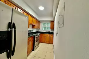 7308 SW 82nd St, Miami, FL 33143 - Photo 10