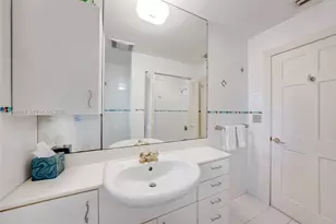 278 S Island Dr, Golden Beach, FL 33160 - Photo 32