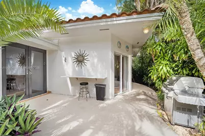 278 S Island Dr, Golden Beach, FL 33160 - Photo 30