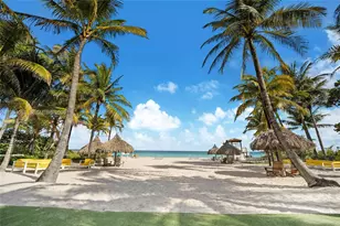 278 S Island Dr, Golden Beach, FL 33160 - Photo 32