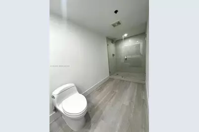 201 Crandon Blvd #306, Key Biscayne, FL 33149 - Photo 6