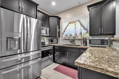 14092 SW 51st Ct, Miramar, FL 33027 - Photo 8