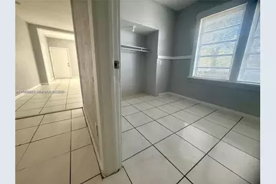 21 NW 60th St, Miami, FL 33127 - Photo 8