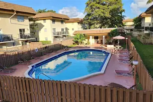 8600 SW 109th Ave, Miami, FL 33173 - Photo 10