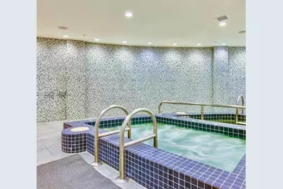 244 Biscayne Blvd #1605, Miami, FL 33132 - Photo 40