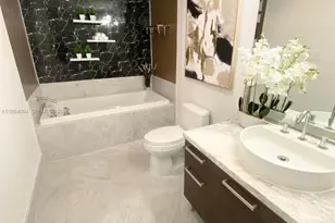 244 Biscayne Blvd, Miami, FL 33132 - Photo 24