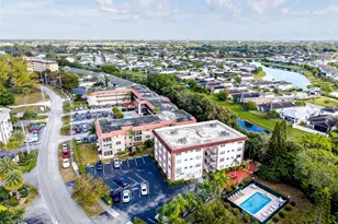 3910 Crystal Lake Dr, Deerfield Beach, FL 33064 - Photo 38