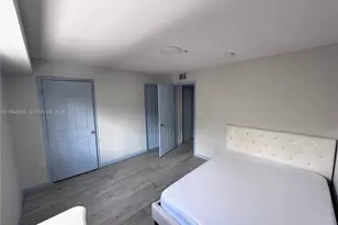 2881 NE 185th St, Aventura, FL 33180 - Photo 6