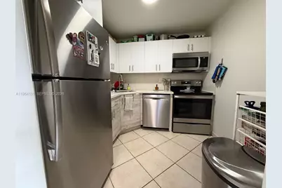 9455 W Flagler St #C407, Miami, FL 33174 - Photo 4