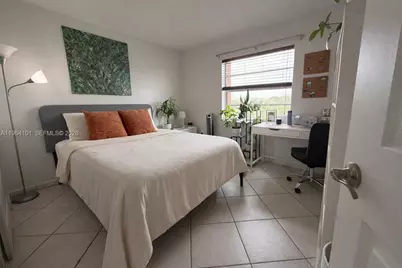 9455 W Flagler St #C407, Miami, FL 33174 - Photo 10