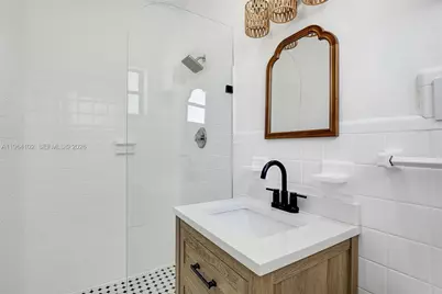 1275 Marseille Dr #42, Miami Beach, FL 33141 - Photo 16