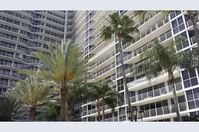 7601 E Treasure Dr #915, North Bay Village, FL 33141 - Photo 26