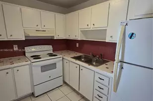 4731 NW 10th Ct, Plantation, FL 33313 - Photo 6