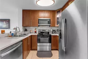 17501 SW 140th Ct, Miami, FL 33177 - Photo 8