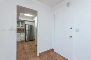 3180 S Ocean Dr, Hallandale Beach, FL 33009 - Photo 18