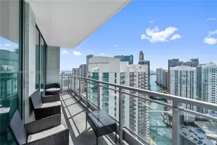 90 SW 3rd St, Miami, FL 33130 - Photo 34