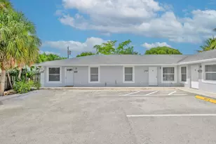 241 NW 40th St, Oakland Park, FL 33309 - Photo 20