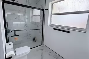 15102 NW 7th Ct, Pembroke Pines, FL 33028 - Photo 30