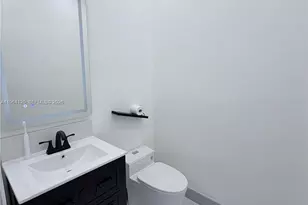 15102 NW 7th Ct, Pembroke Pines, FL 33028 - Photo 18