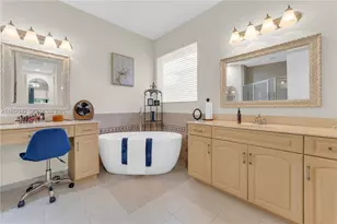7651 Via Grande, Boynton Beach, FL 33437 - Photo 6
