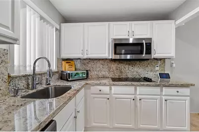 8040 N Sunrise Lakes Dr #108, Sunrise, FL 33322 - Photo 4
